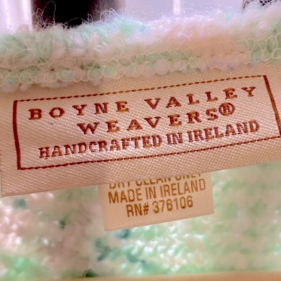 SHAMROCK PONCHO Softie Alpaca Wool Blend Green Cheerful Boho Made in Ireland - Picture 7 of 16